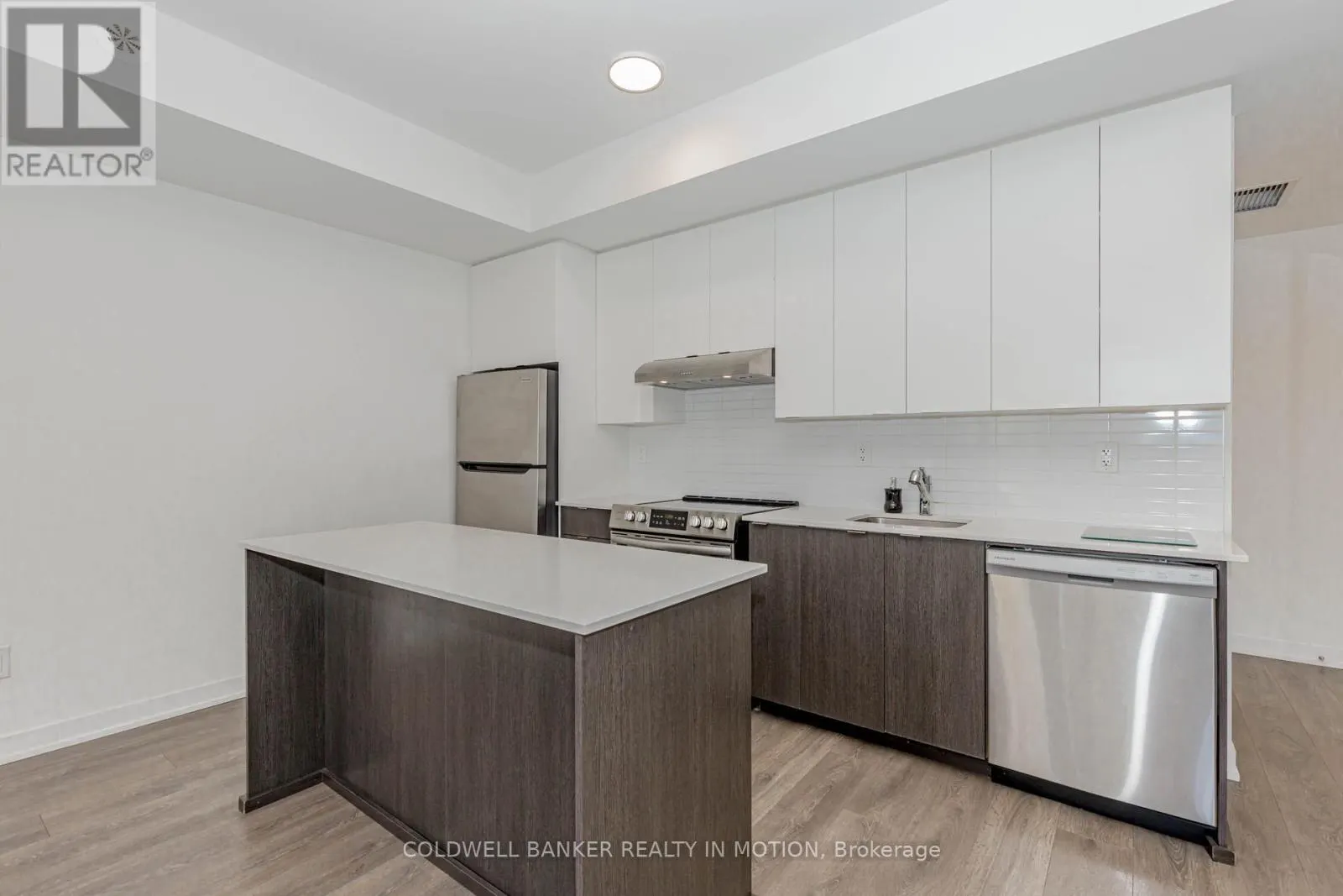 TH203 - 90 CANON JACKSON DRIVE