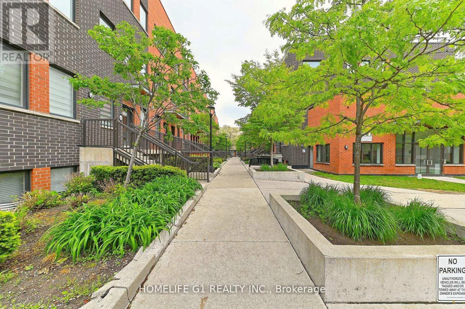 6B-867 WILSON AVENUE