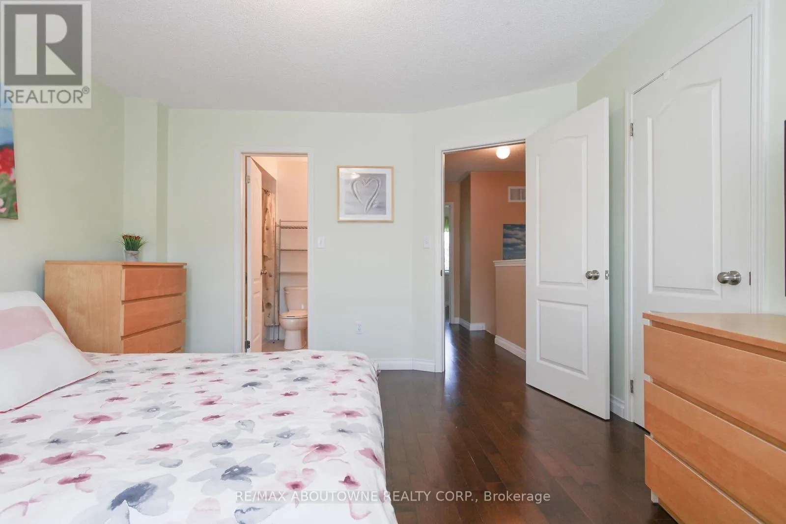 327 - 3030 BREAKWATER COURT