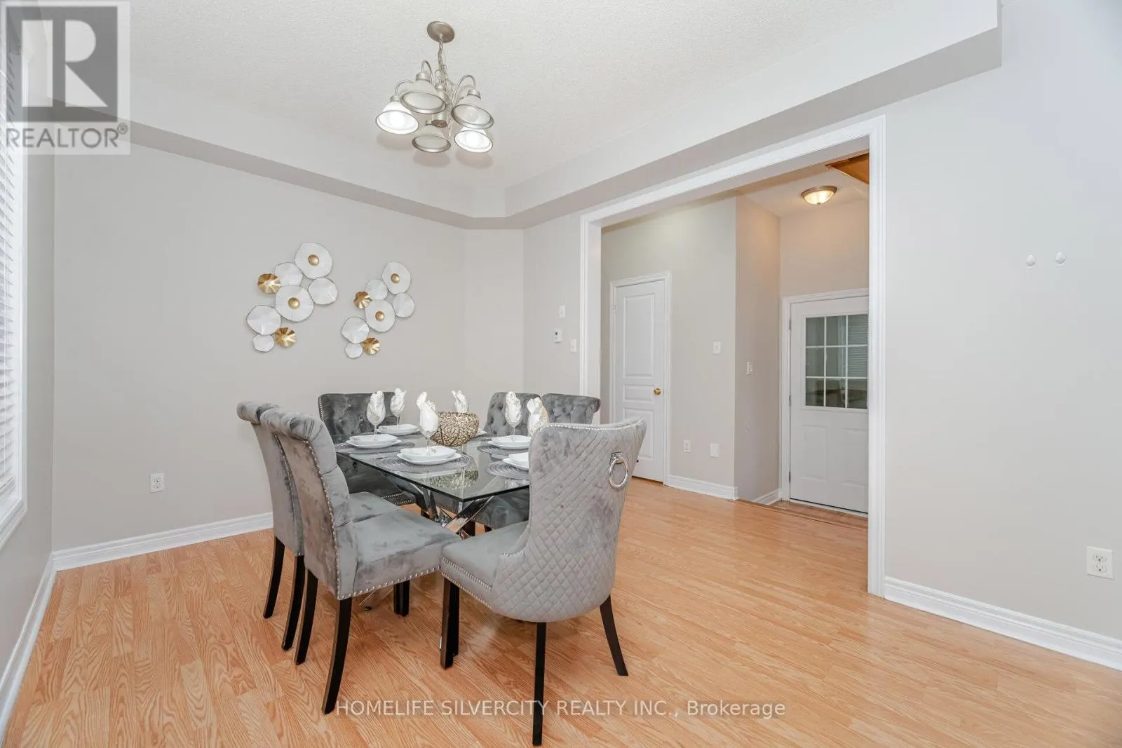 105 AYLESBURY DRIVE