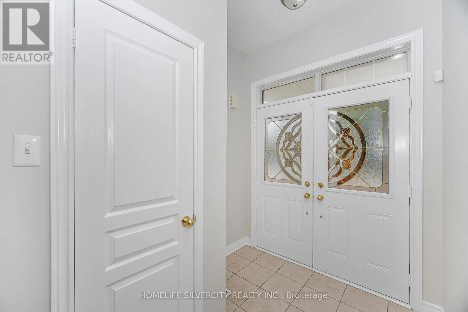 105 AYLESBURY DRIVE