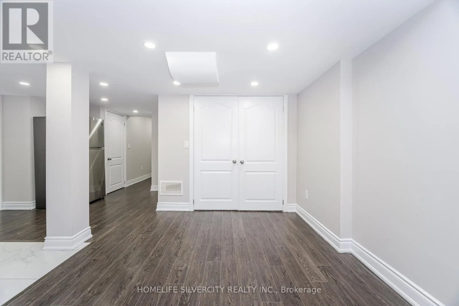 105 AYLESBURY DRIVE