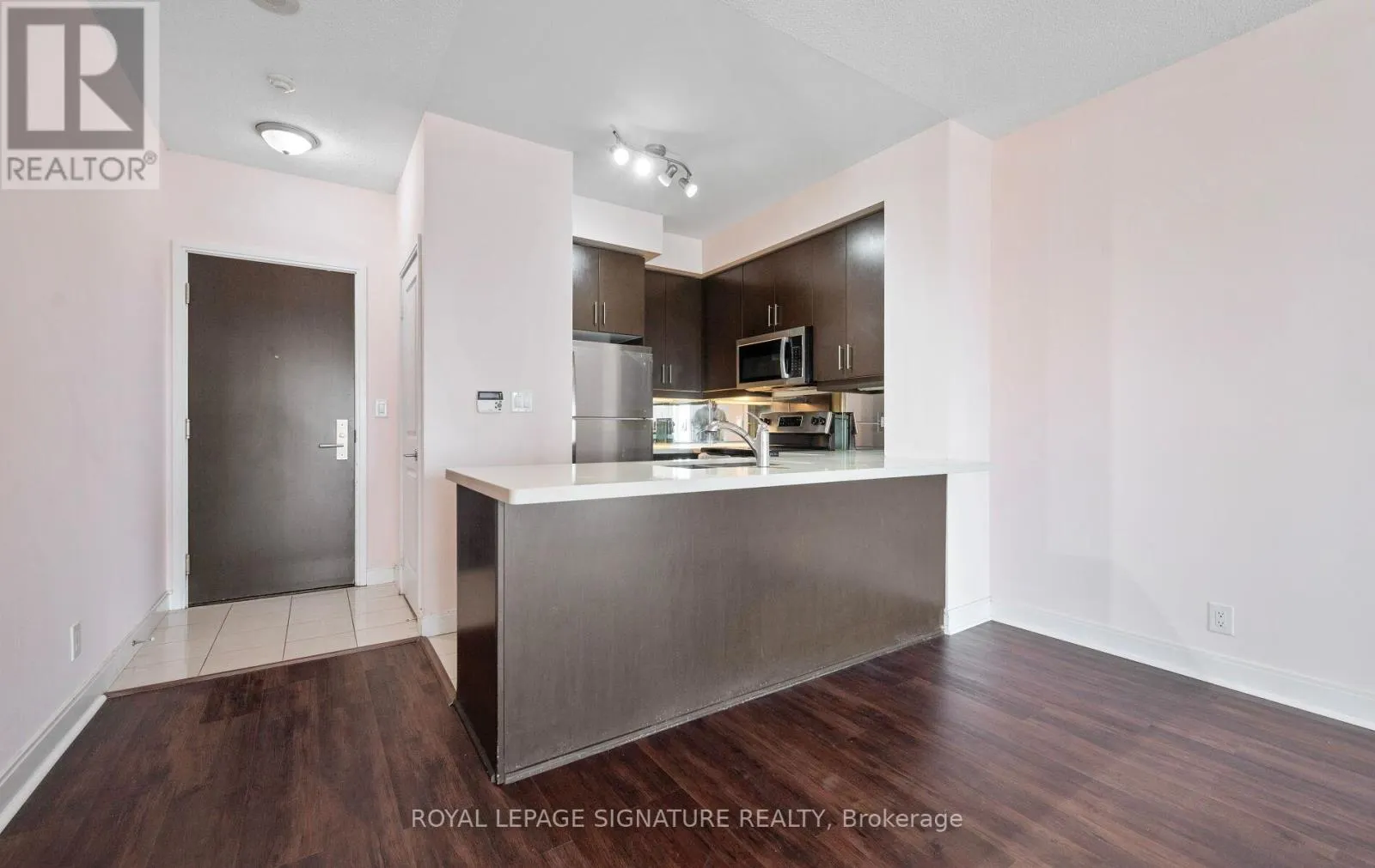 1903 - 60 ABSOLUTE AVENUE