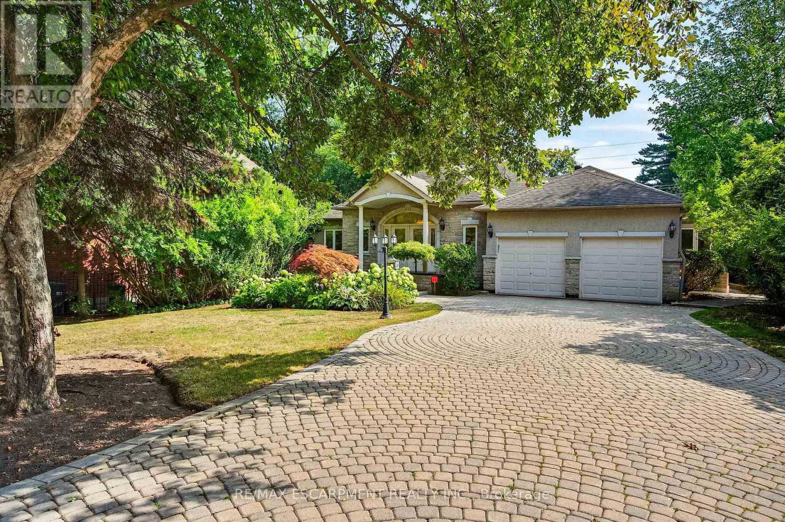 1262 MISSISSAUGA ROAD