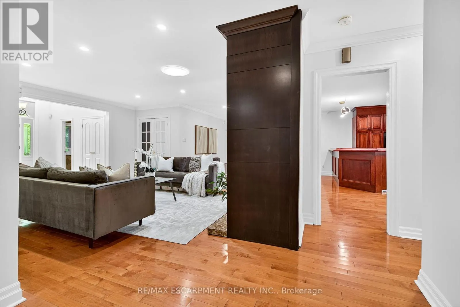 1262 MISSISSAUGA ROAD