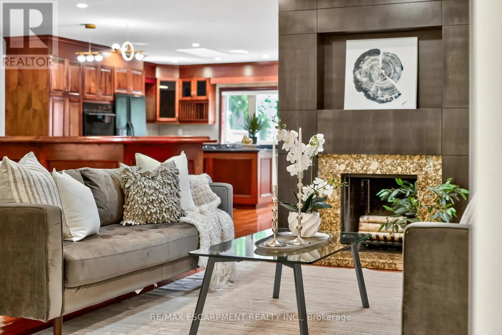 1262 MISSISSAUGA ROAD