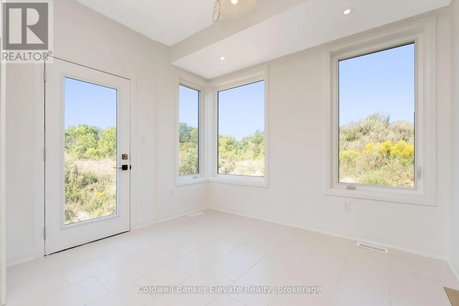 72 WINDTREE WAY