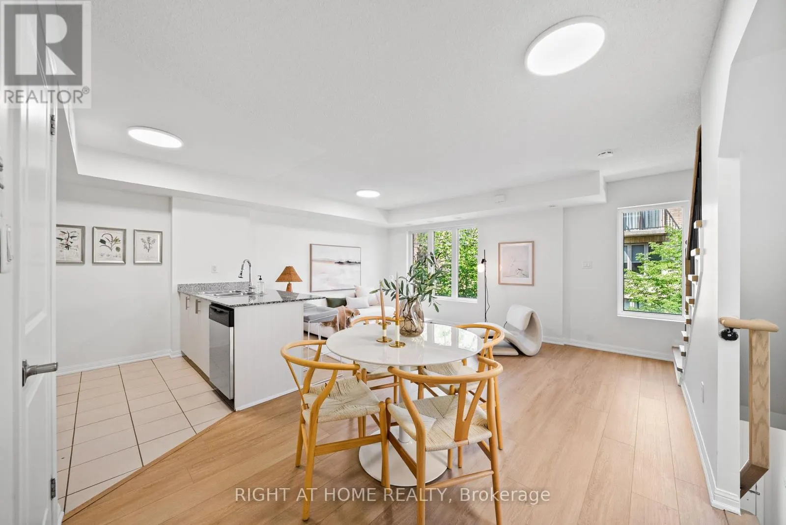 229 - 11 FOUNDRY AVENUE