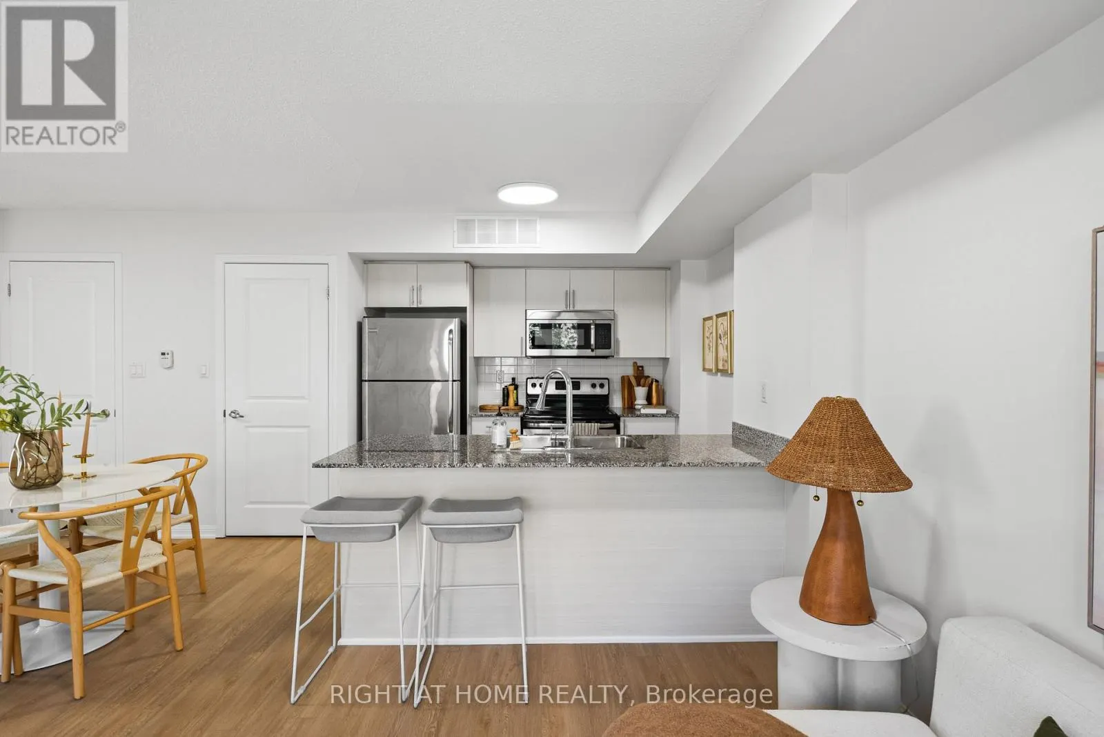 229 - 11 FOUNDRY AVENUE