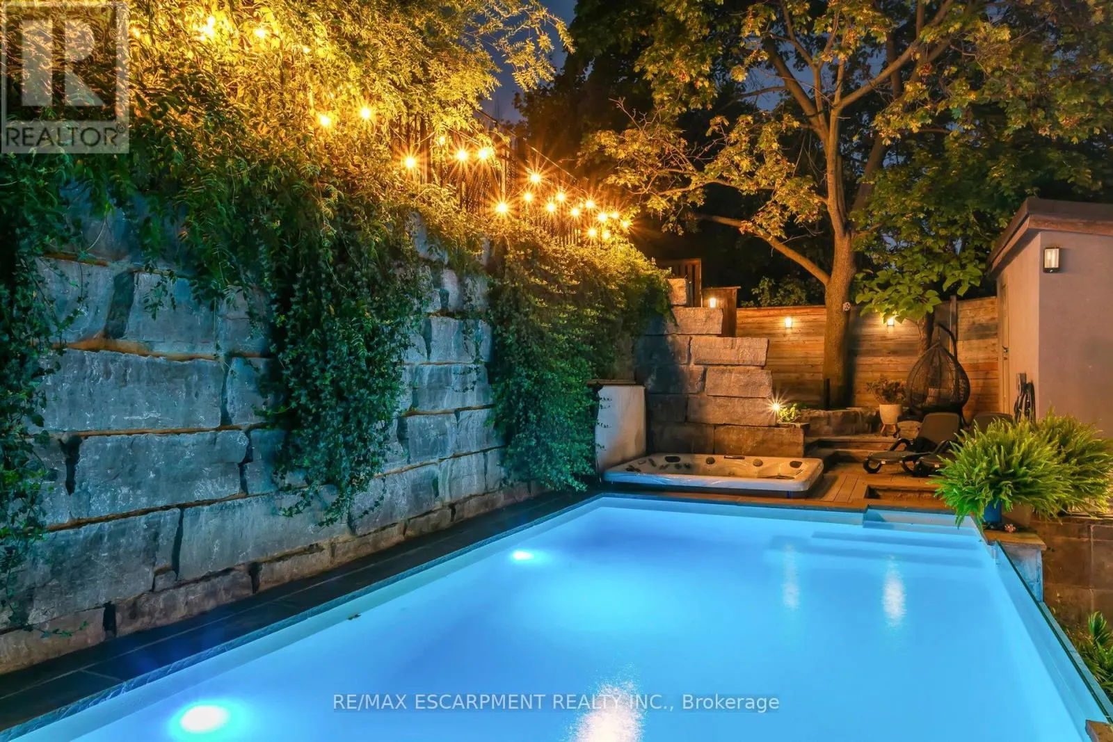 2683 KINGSBERRY CRESCENT