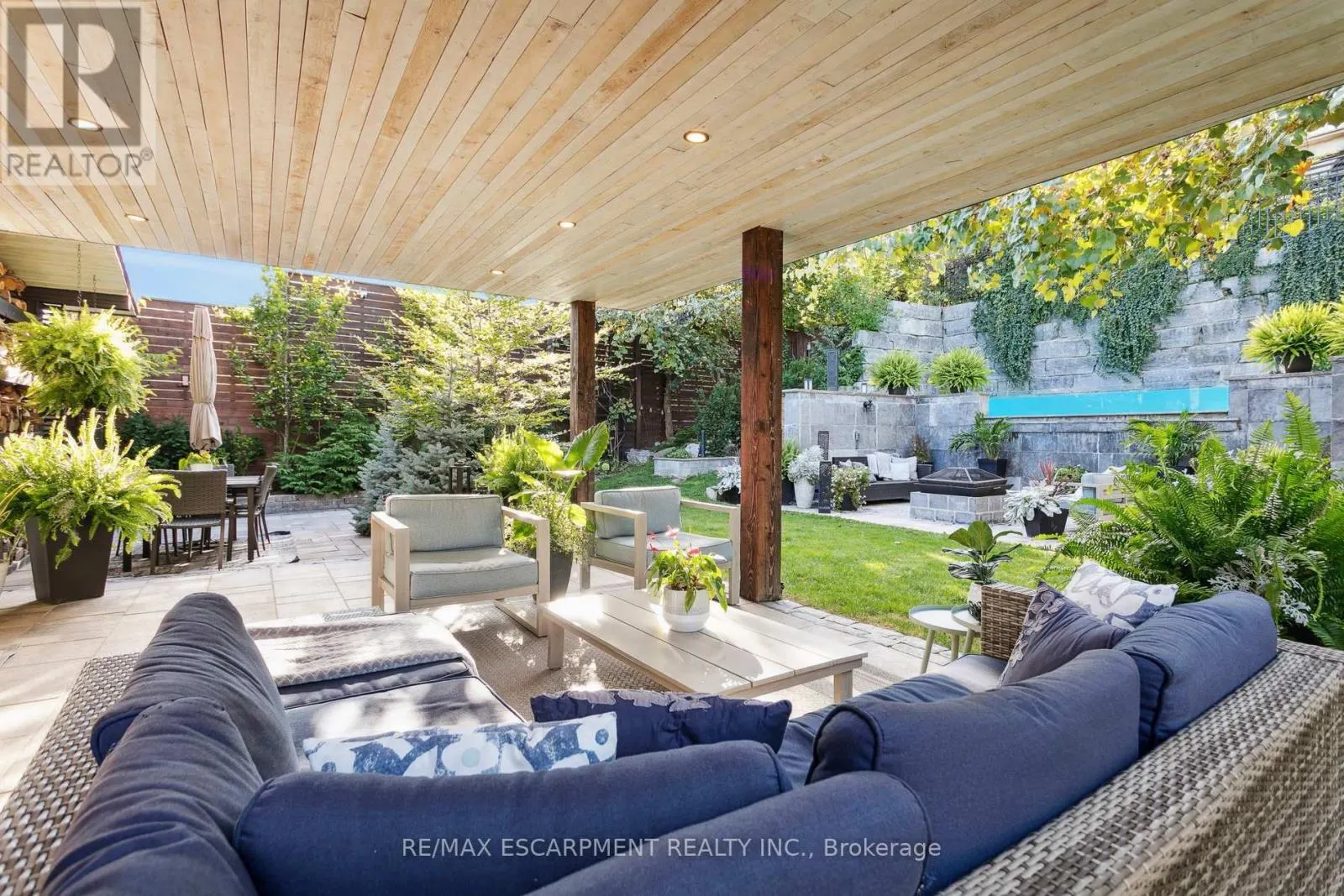 2683 KINGSBERRY CRESCENT