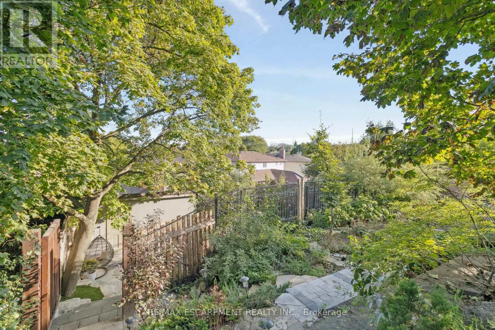 2683 KINGSBERRY CRESCENT