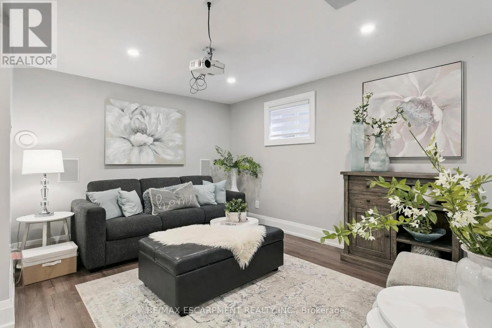 2683 KINGSBERRY CRESCENT
