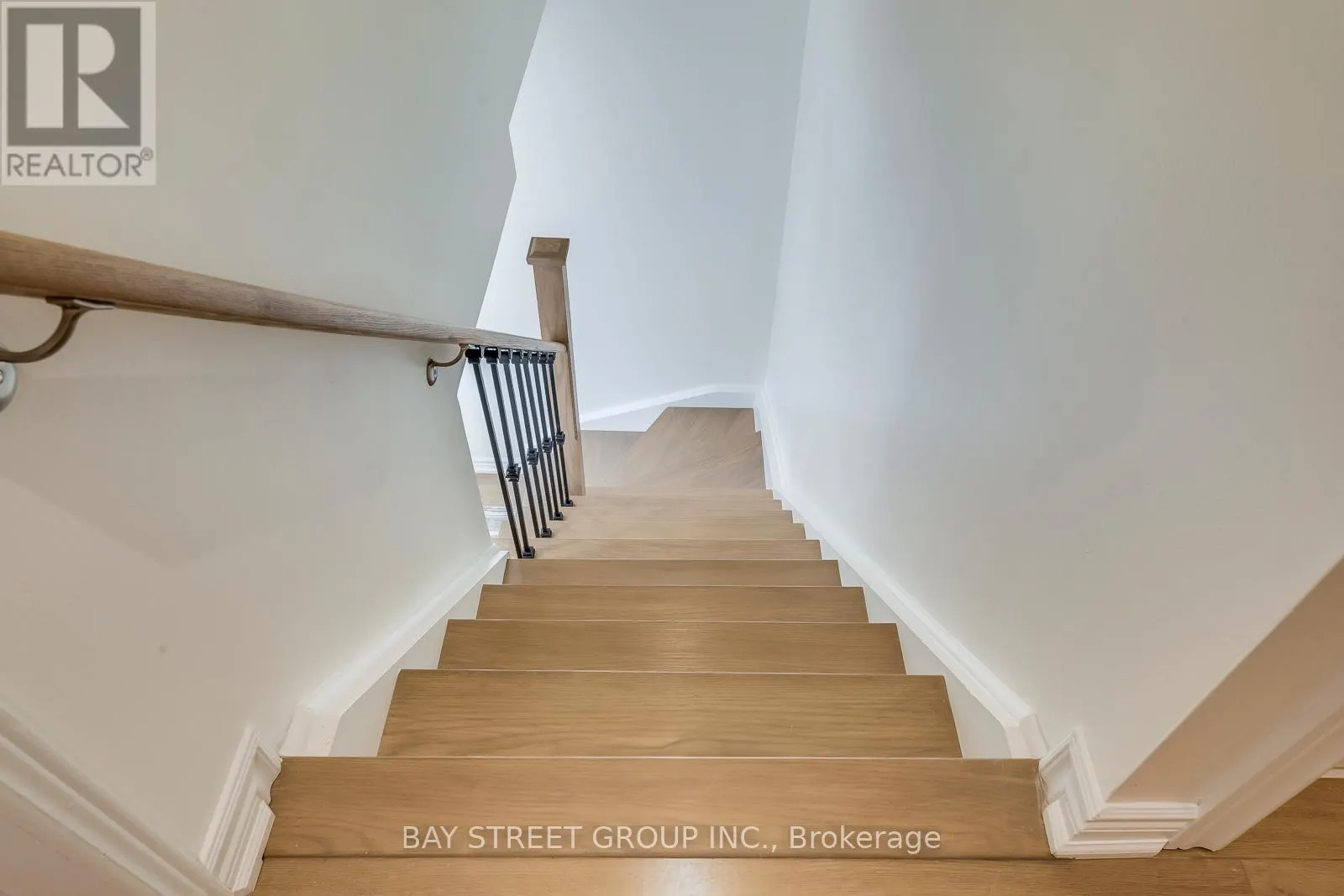 1106 BEECHNUT ROAD
