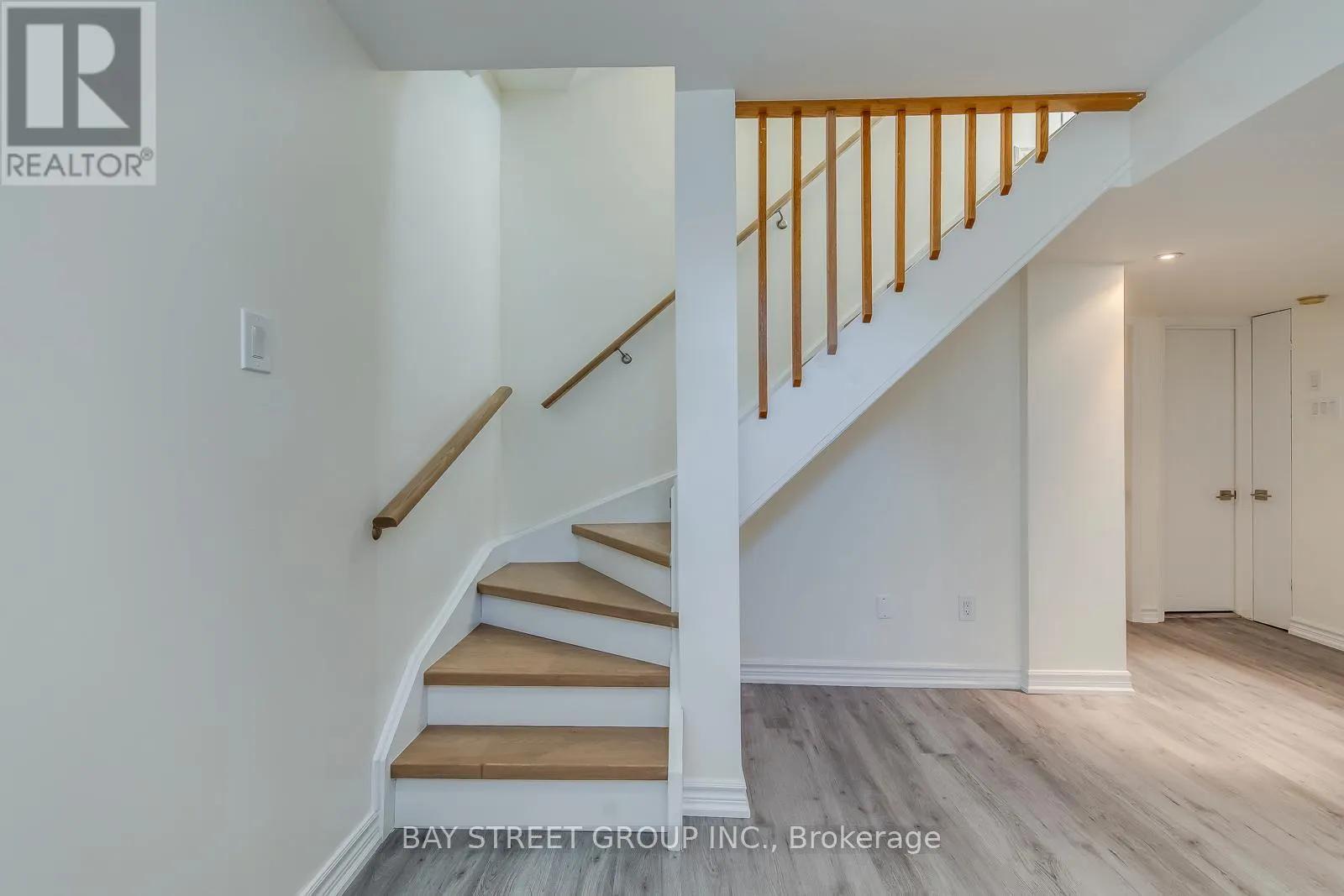 1106 BEECHNUT ROAD
