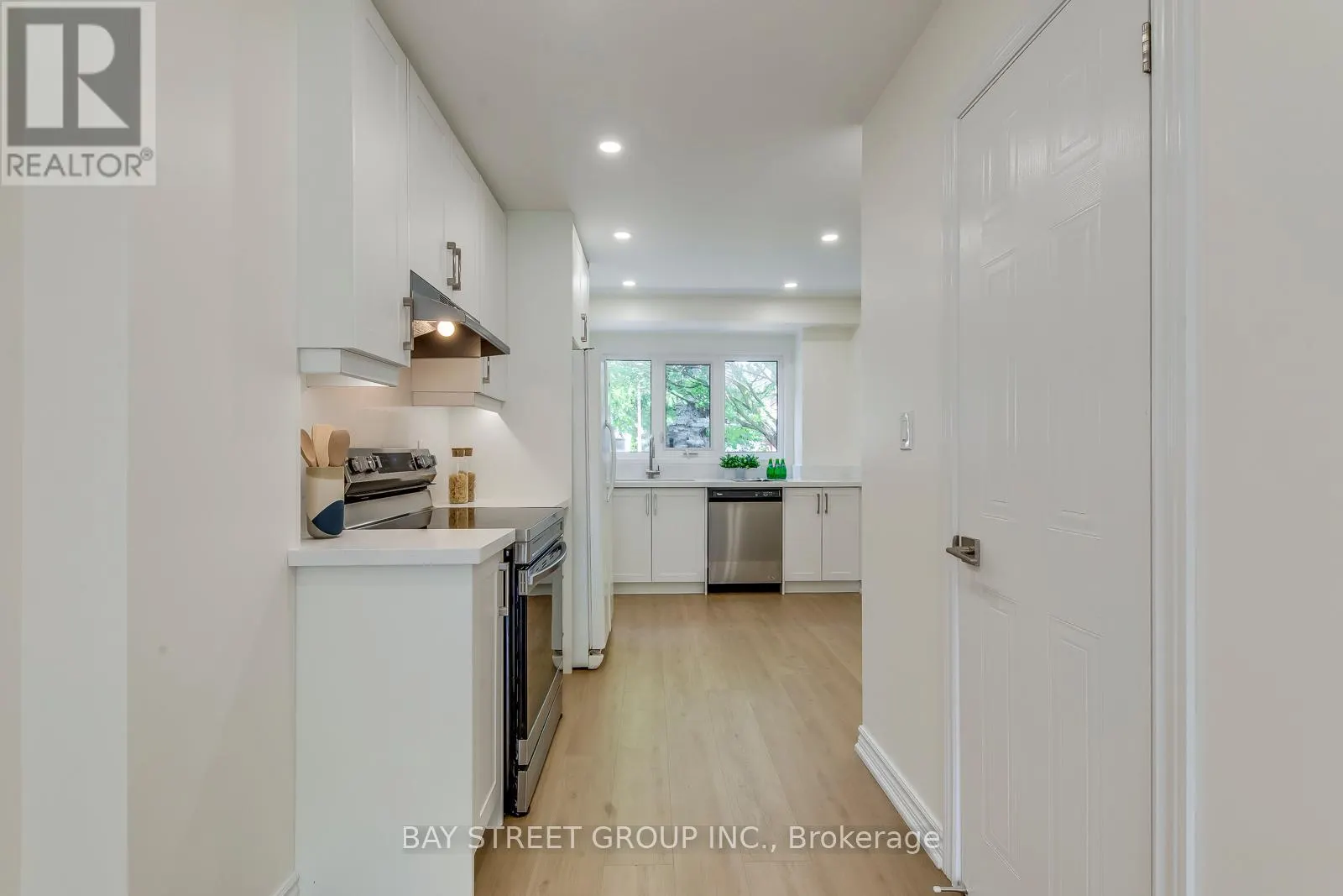 1106 BEECHNUT ROAD