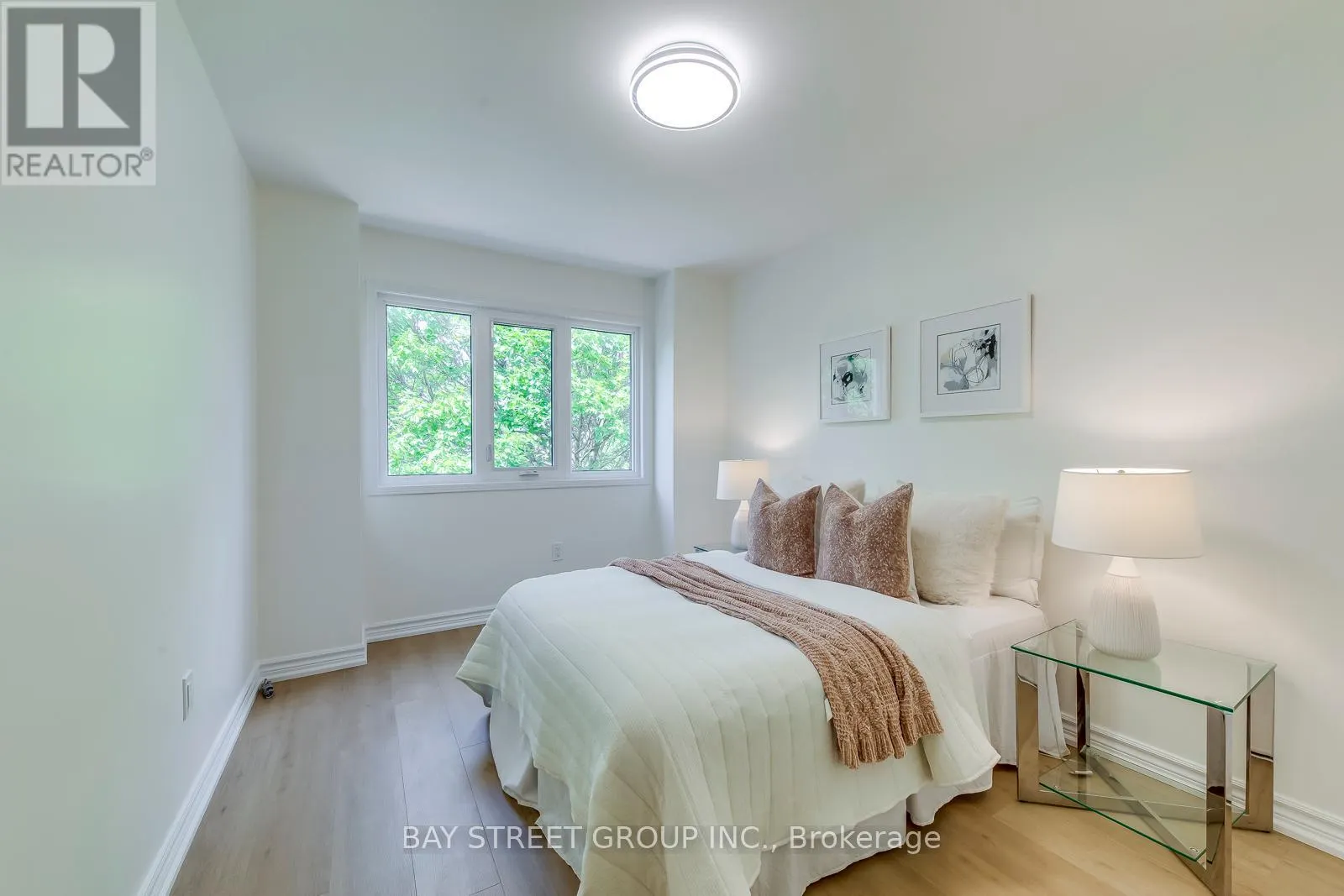1106 BEECHNUT ROAD