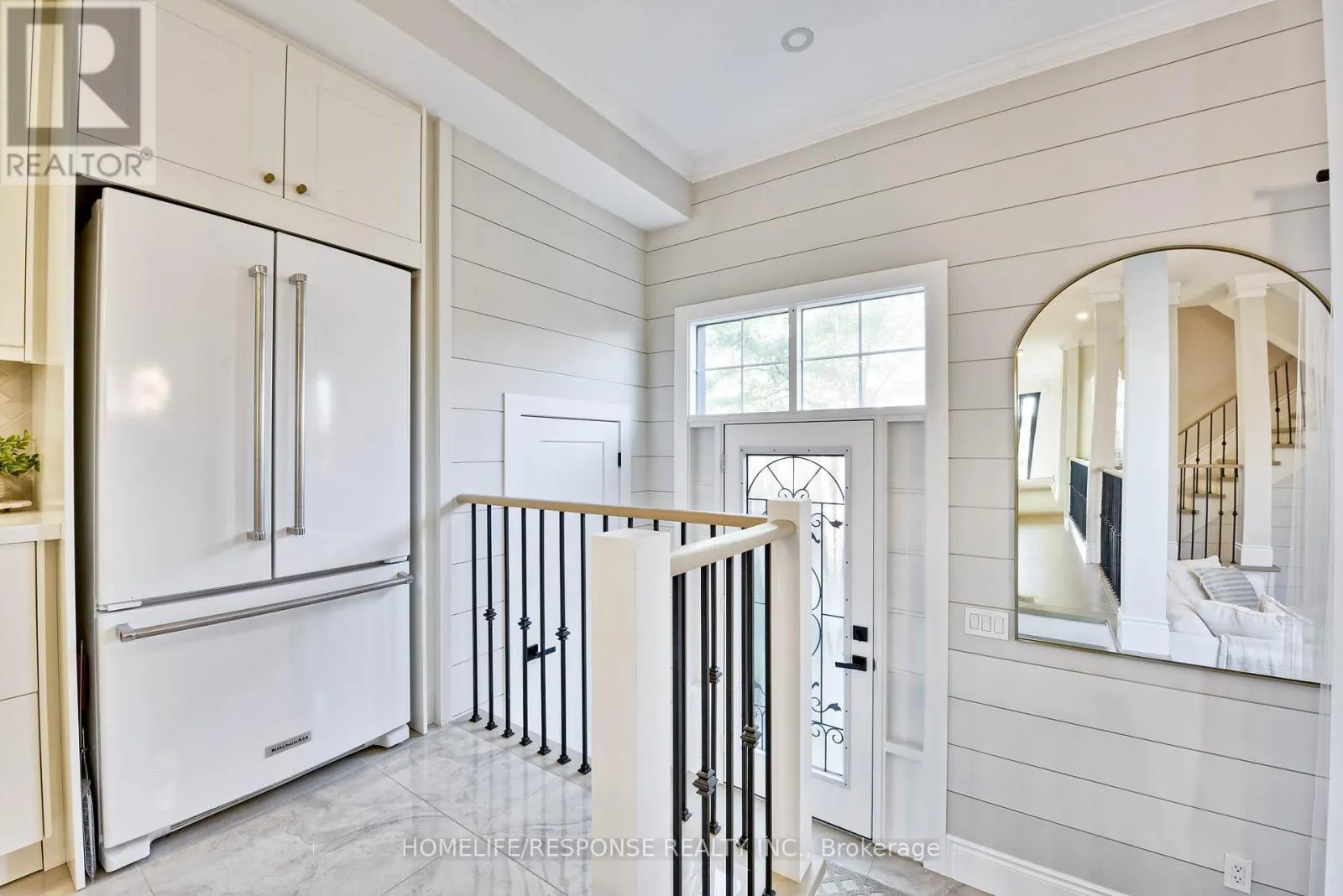 3927 EGLINTON AVENUE W