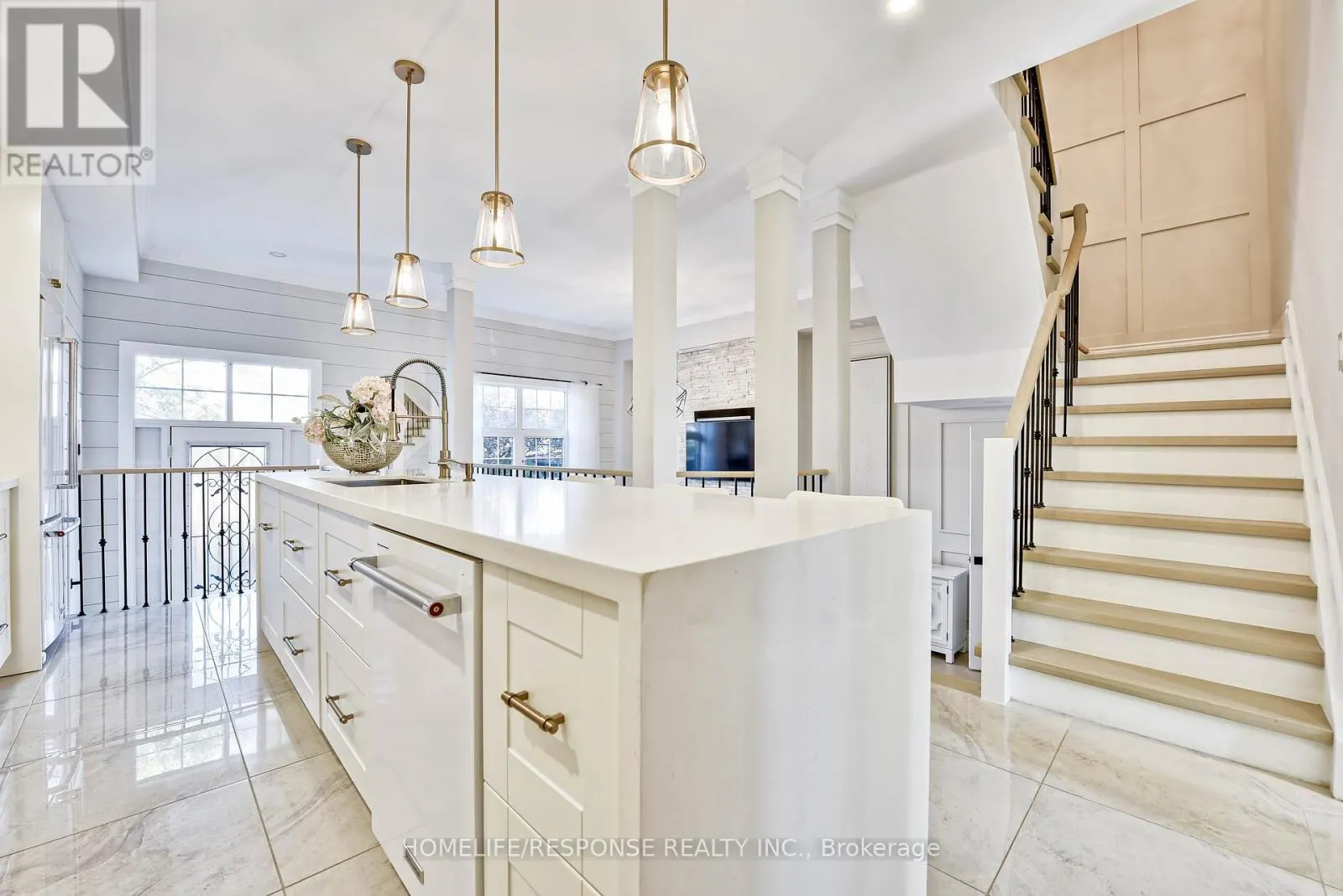 3927 EGLINTON AVENUE W