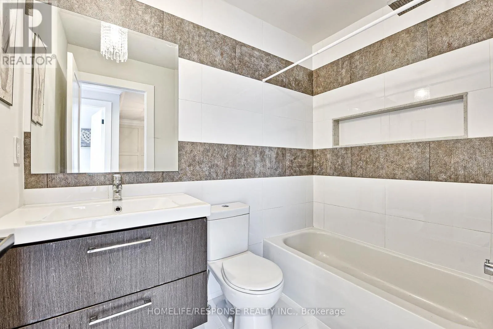 3927 EGLINTON AVENUE W