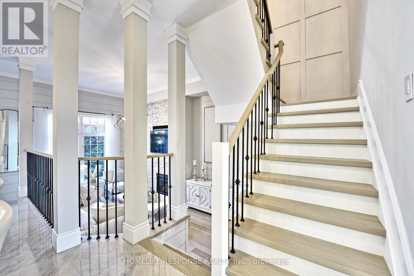3927 EGLINTON AVENUE W