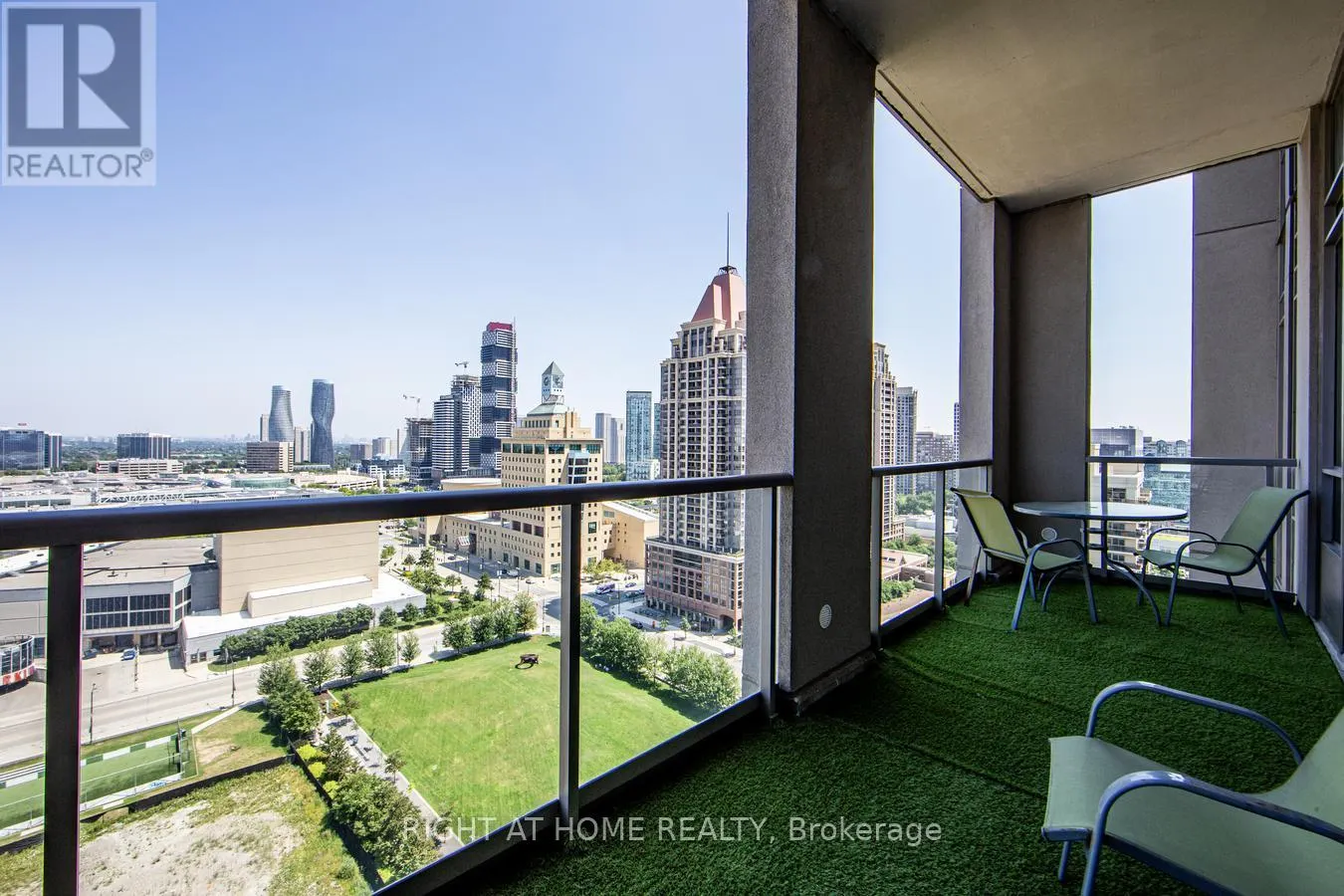 1809 - 388 PRINCE OF WALES DRIVE