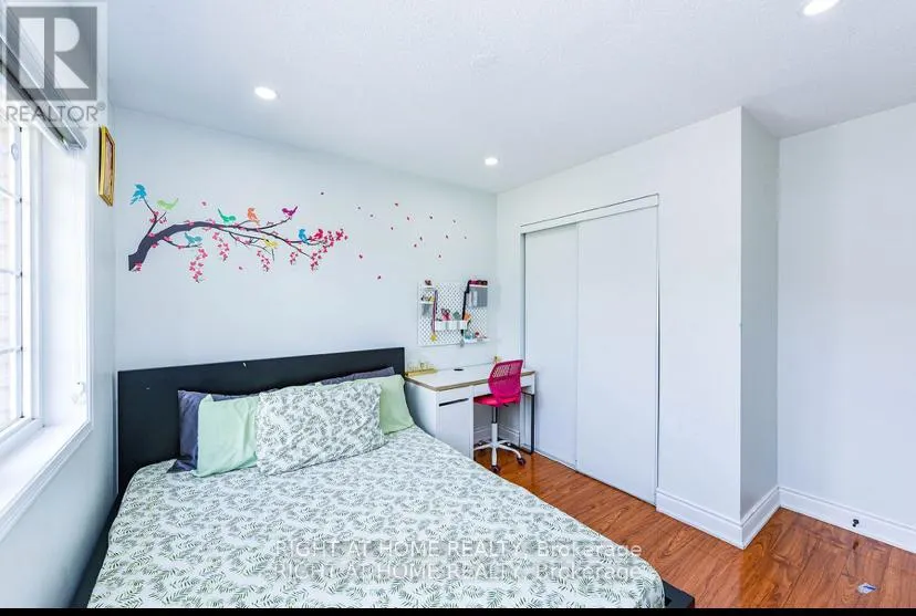 3 - 1551 REEVES GATE
