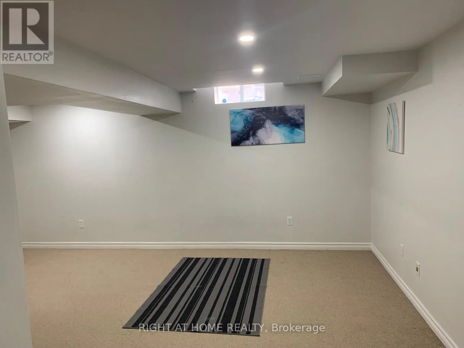 3 - 1551 REEVES GATE