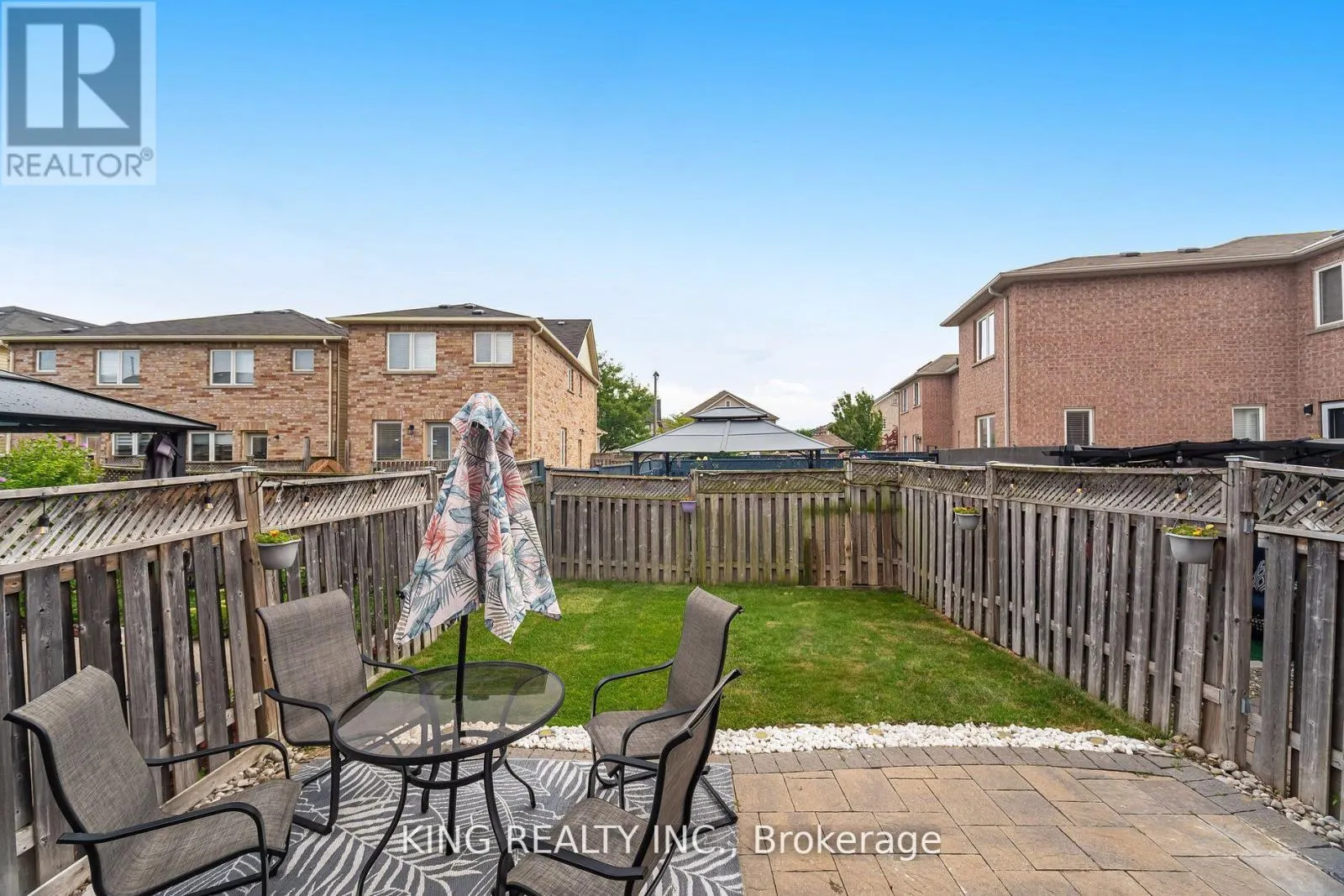 93 CRYSTAL GLEN CRESCENT
