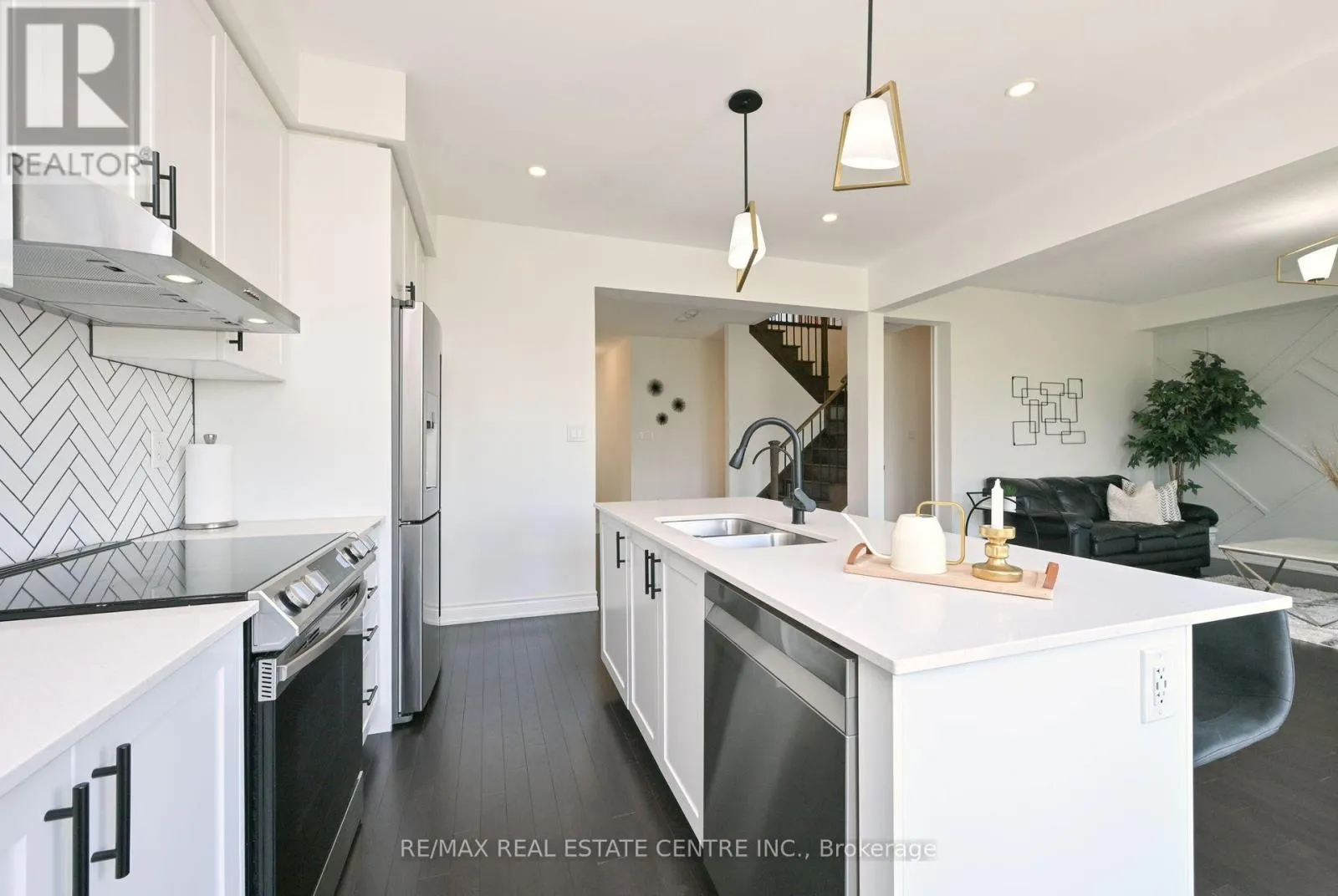 1326 RASPBERRY TERRACE