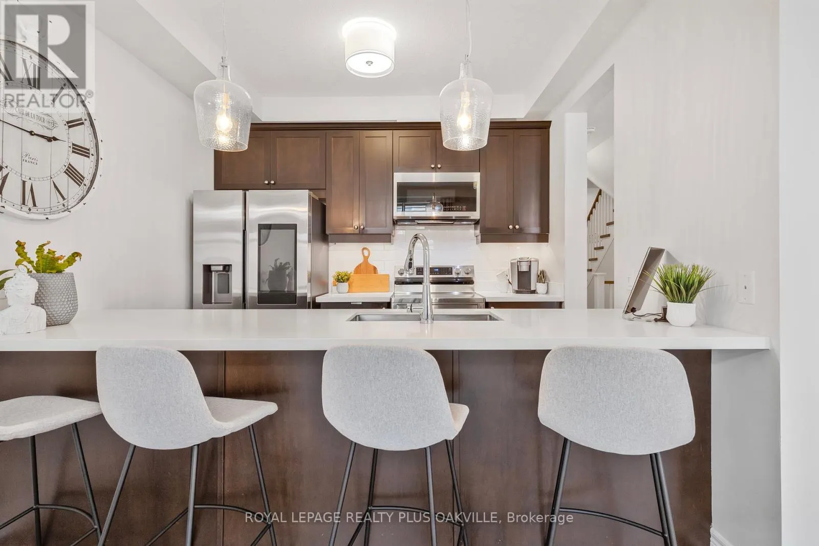 19 - 2997 GLOVER LANE