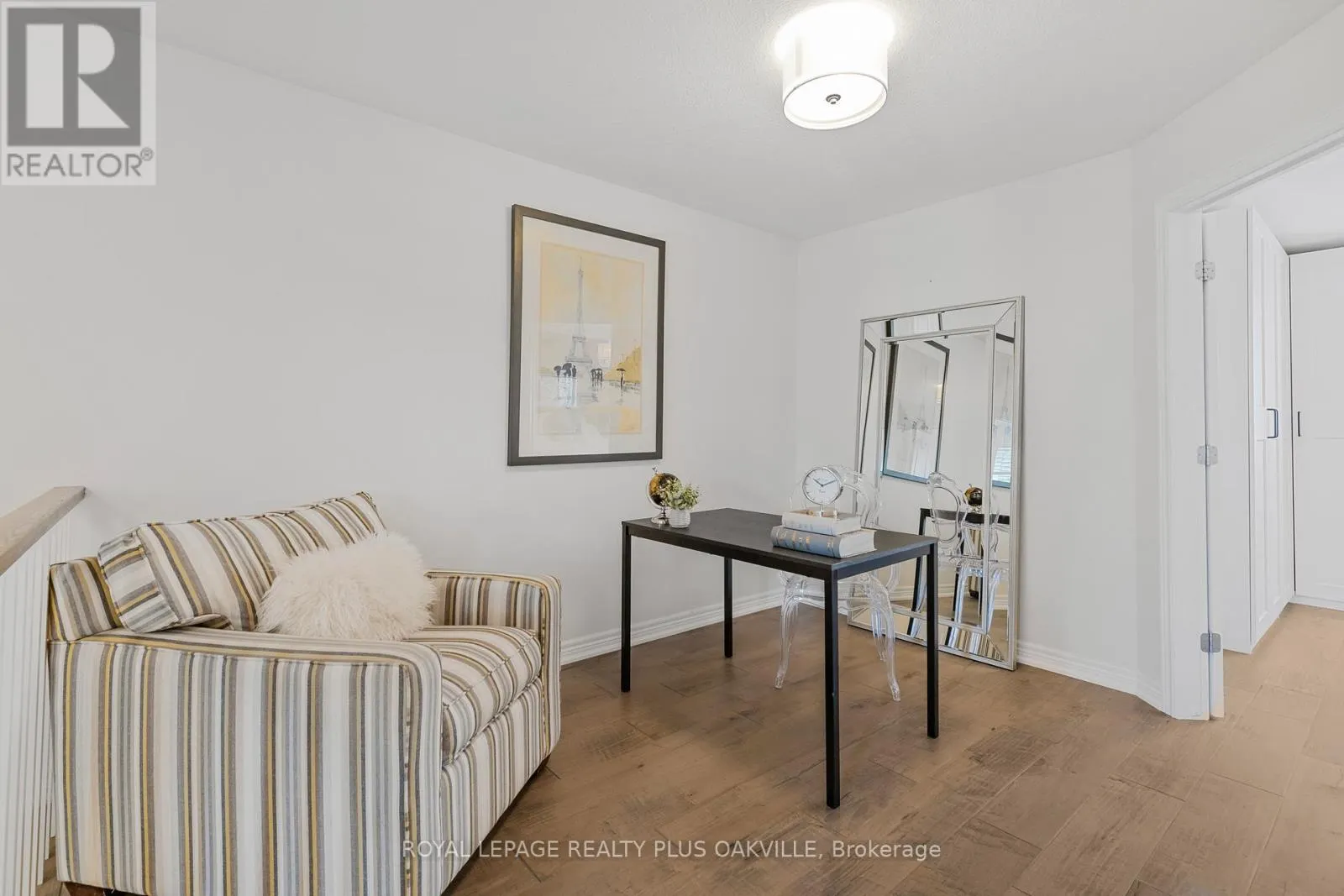 19 - 2997 GLOVER LANE