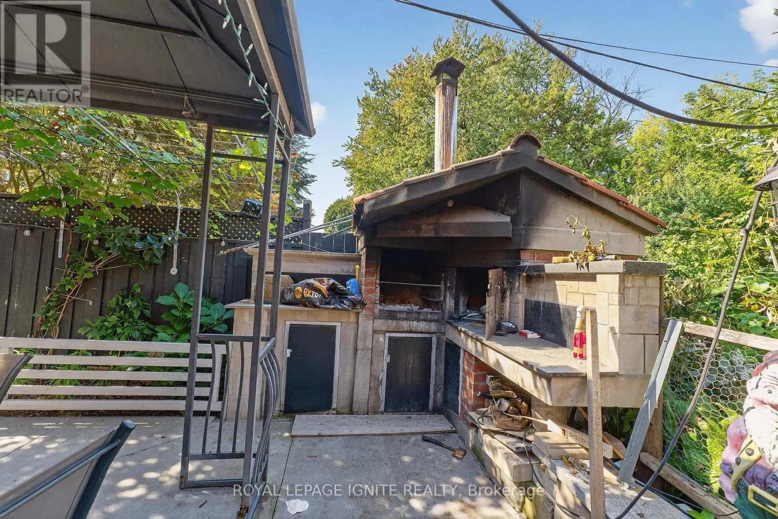 46 LAMBTON AVENUE