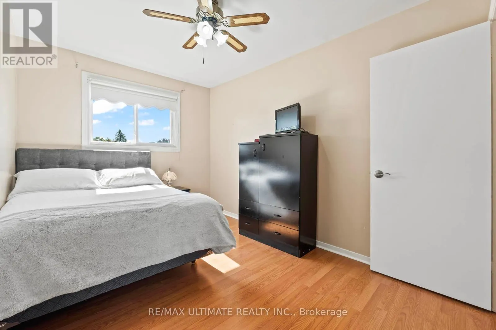 33 FORSYTHIA ROAD