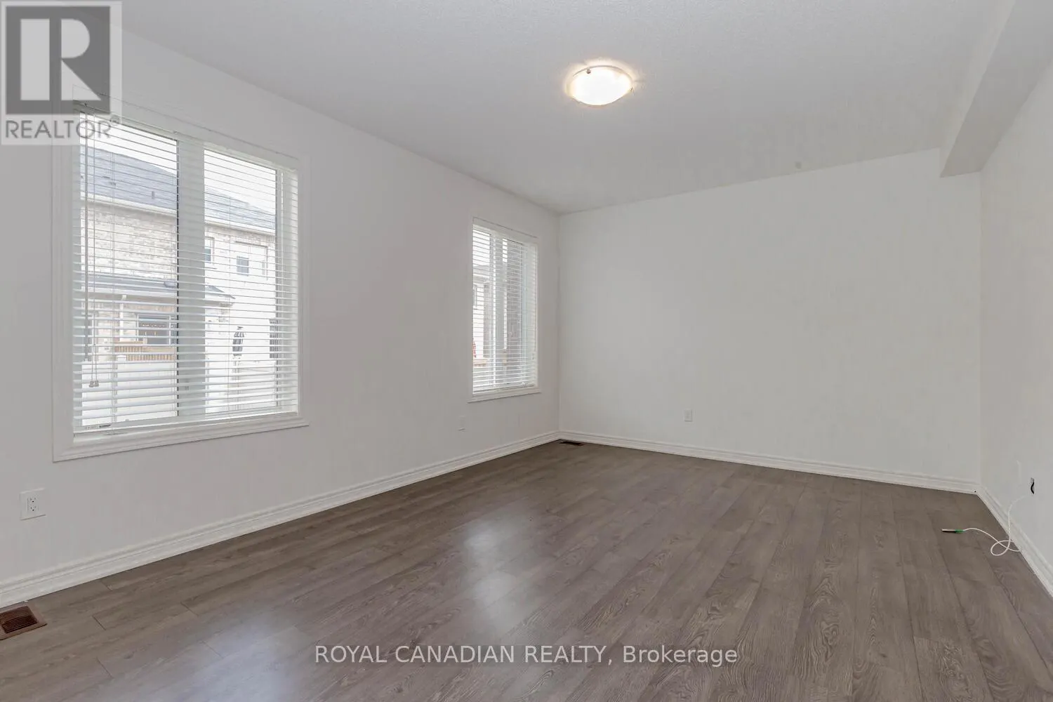 1467 PRATT HEIGHTS