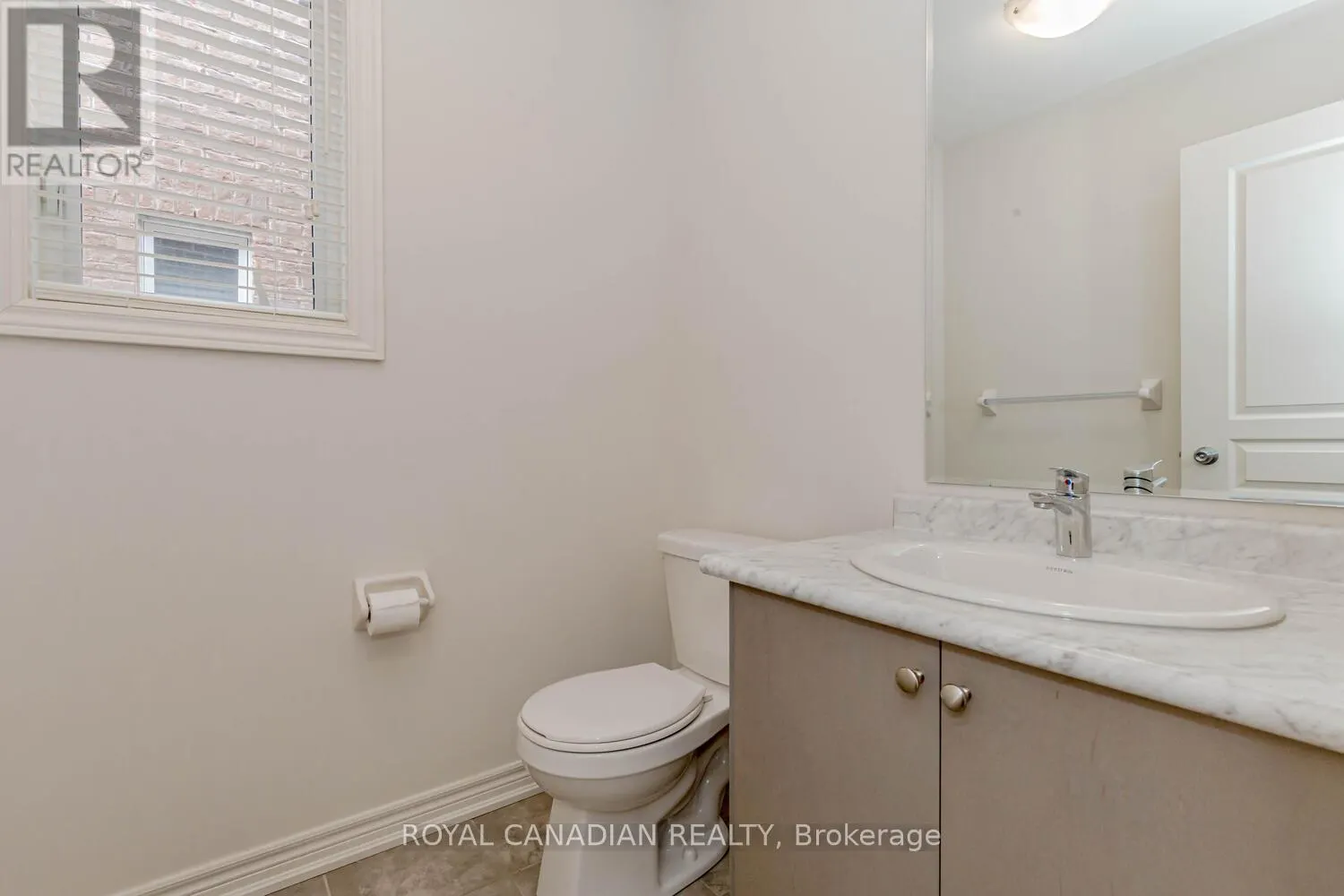 1467 PRATT HEIGHTS