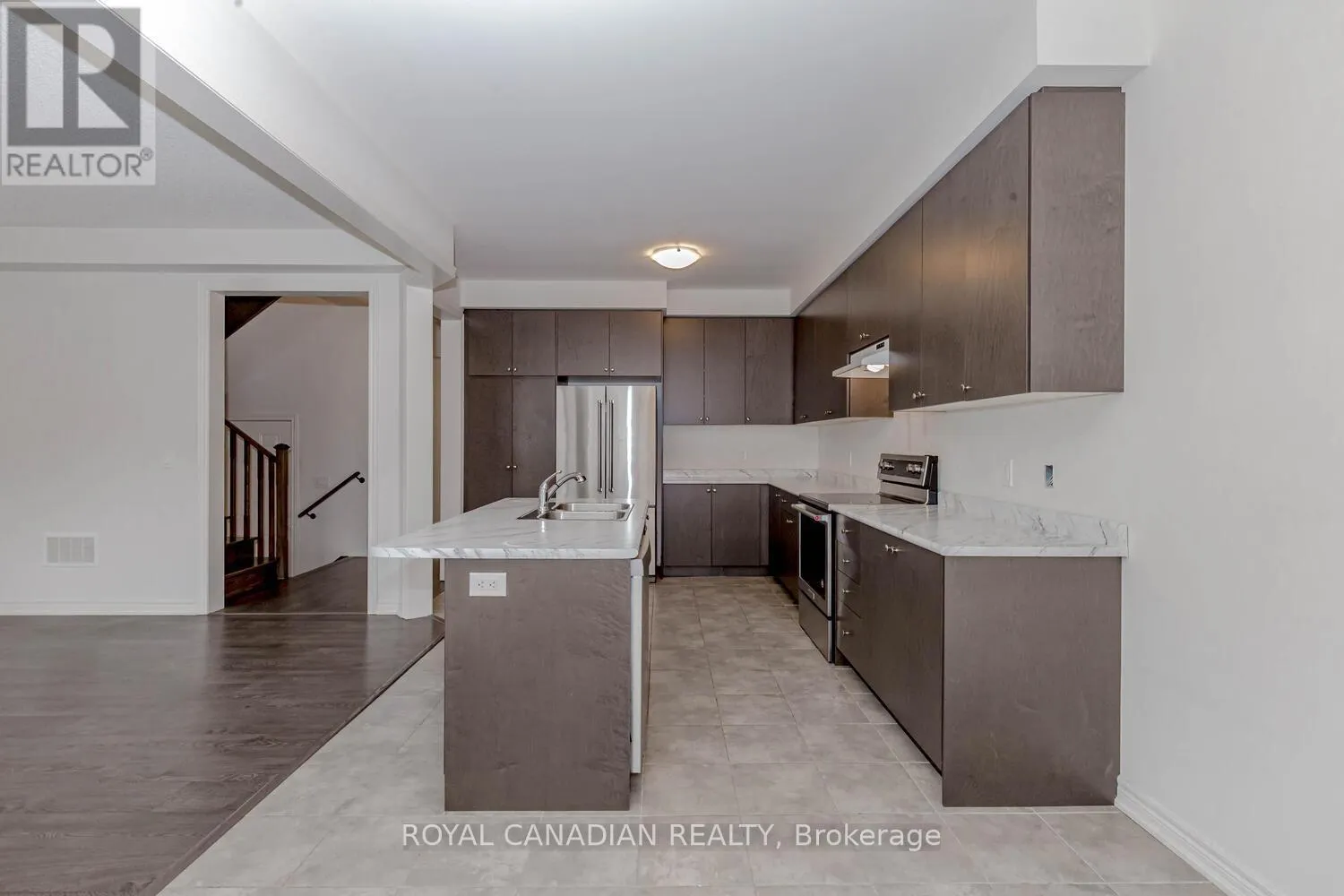 1467 PRATT HEIGHTS