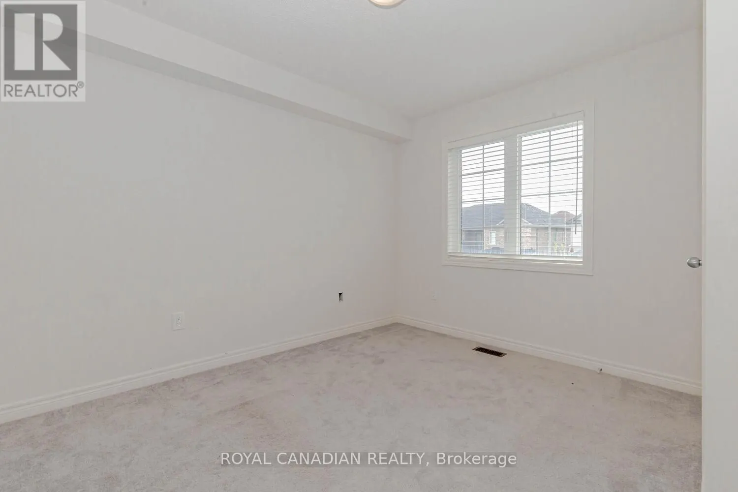 1467 PRATT HEIGHTS