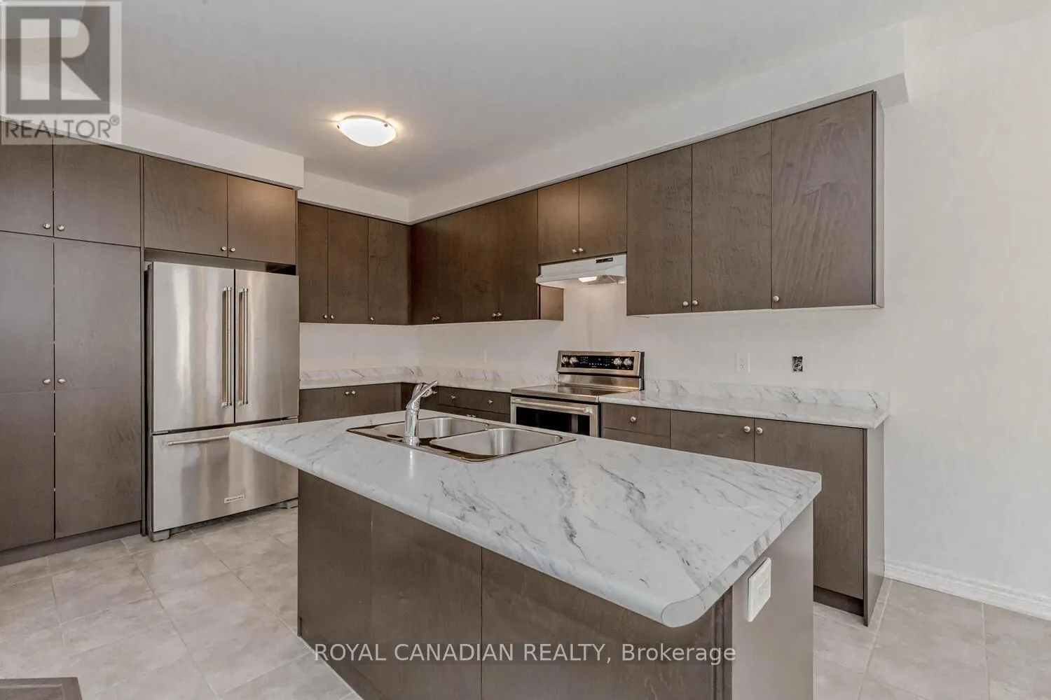 1467 PRATT HEIGHTS