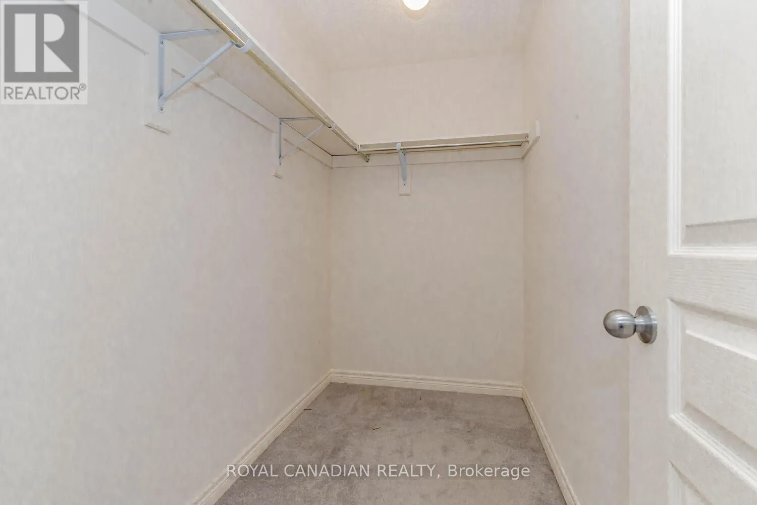 1467 PRATT HEIGHTS