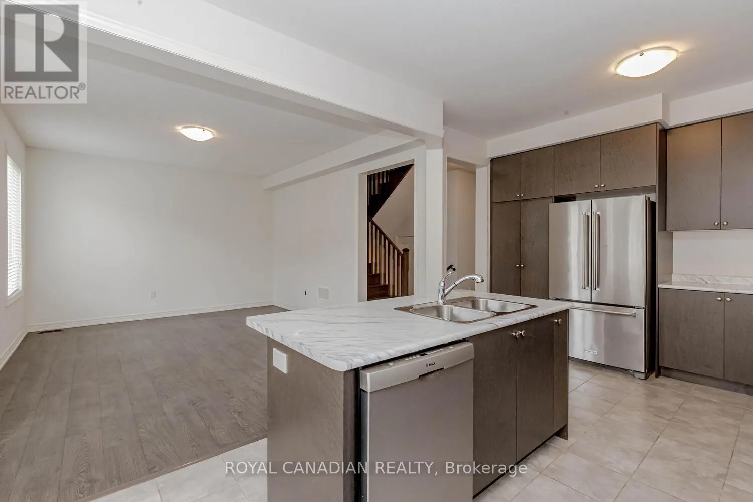 1467 PRATT HEIGHTS