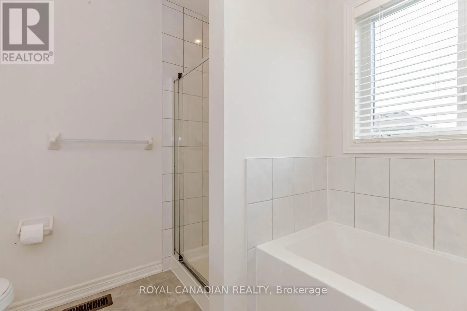 1467 PRATT HEIGHTS