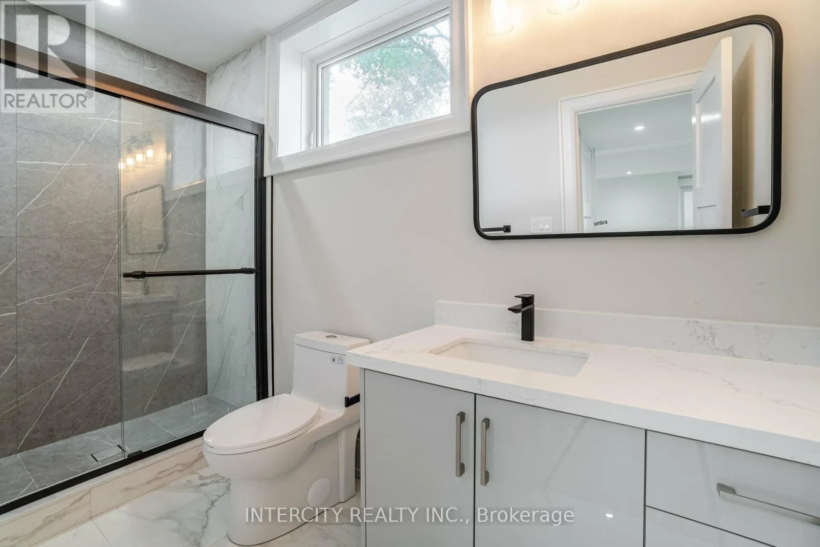 23 LOCKHEED BOULEVARD S