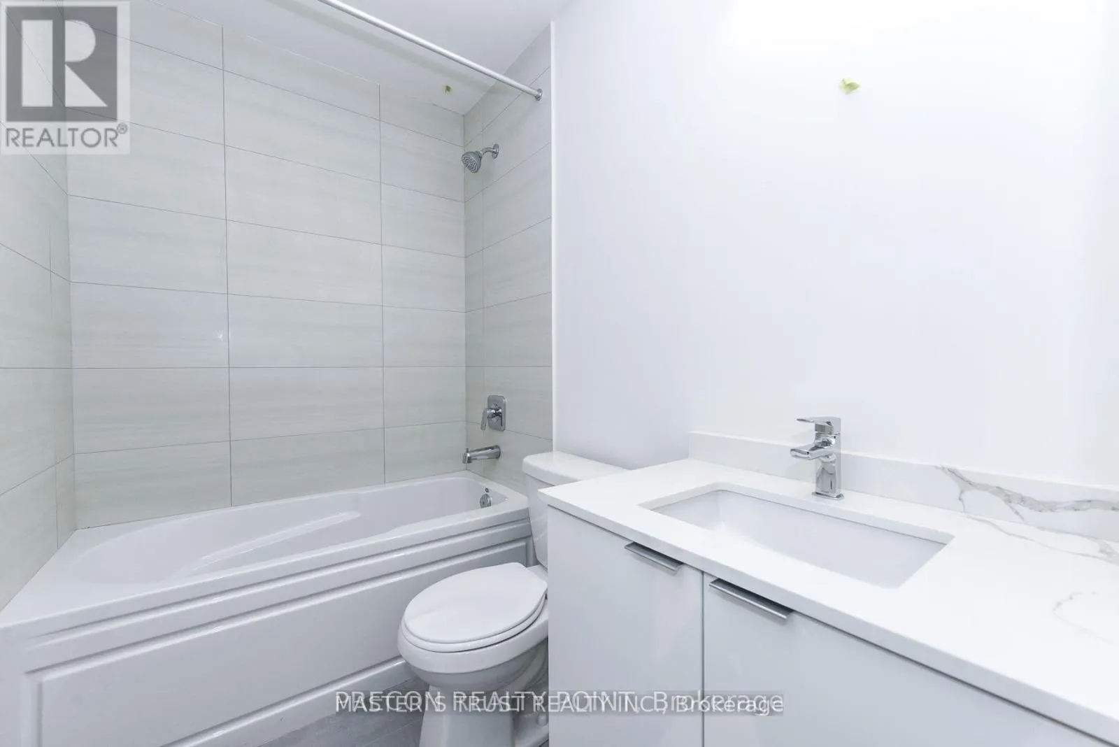 1305 - 15 WATERGARDEN DRIVE