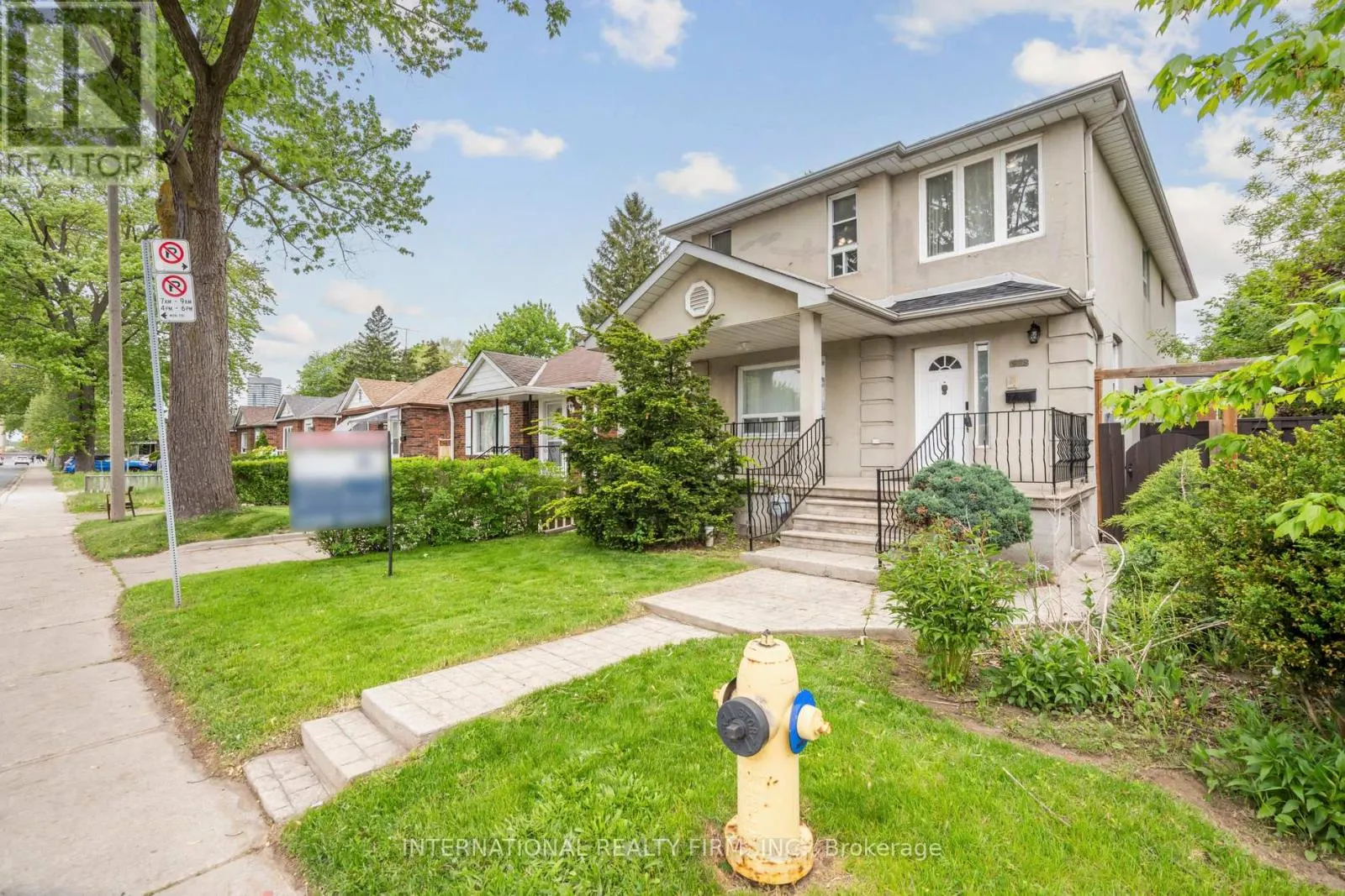 1928 LAWRENCE AVENUE W