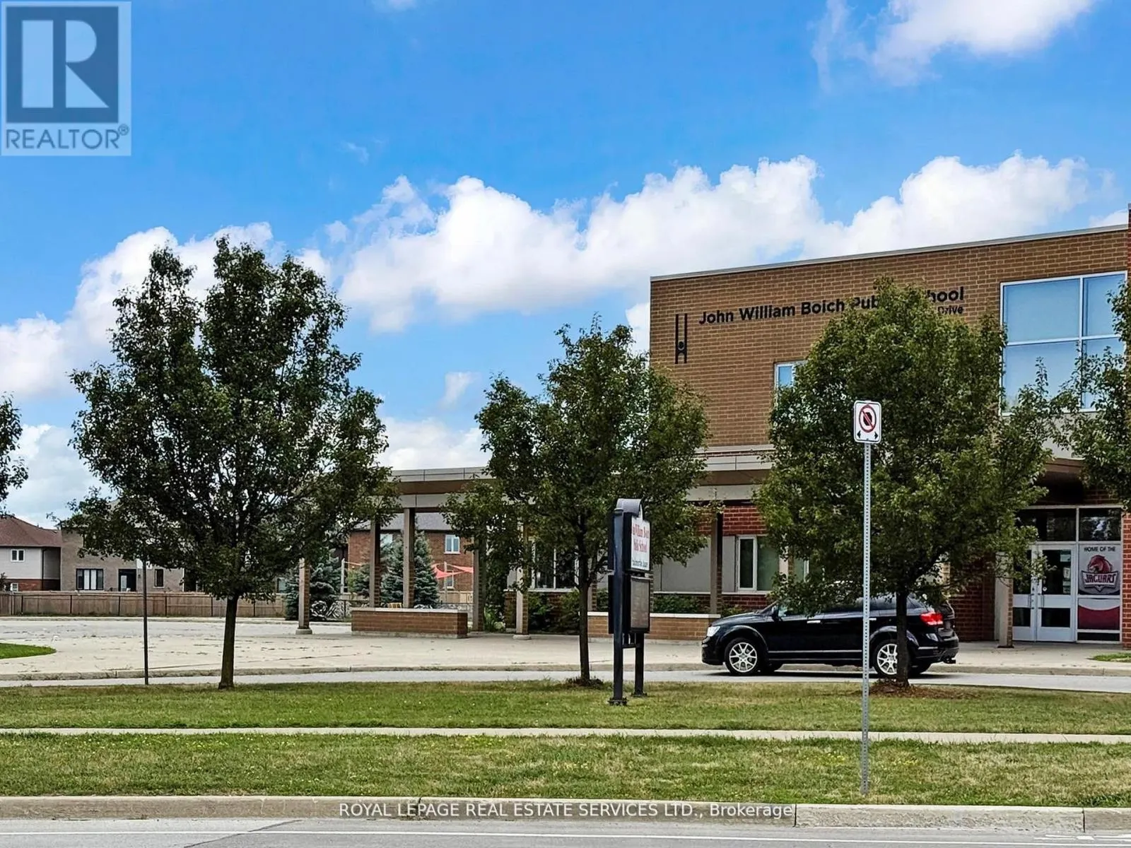 625A - 5230 DUNDAS STREET