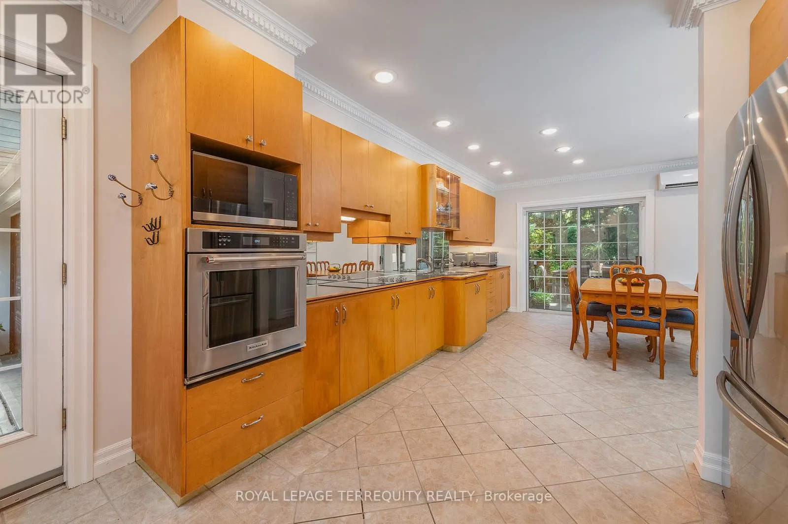 223 RIVERSIDE DRIVE