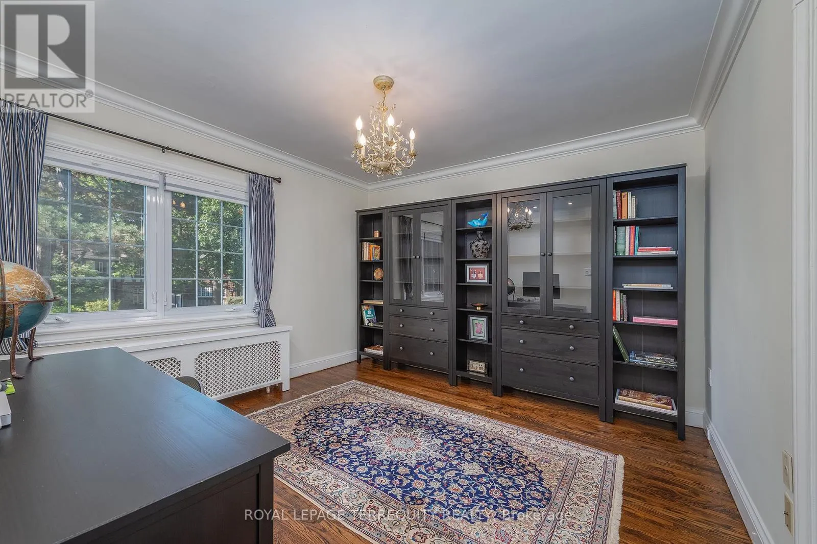 223 RIVERSIDE DRIVE