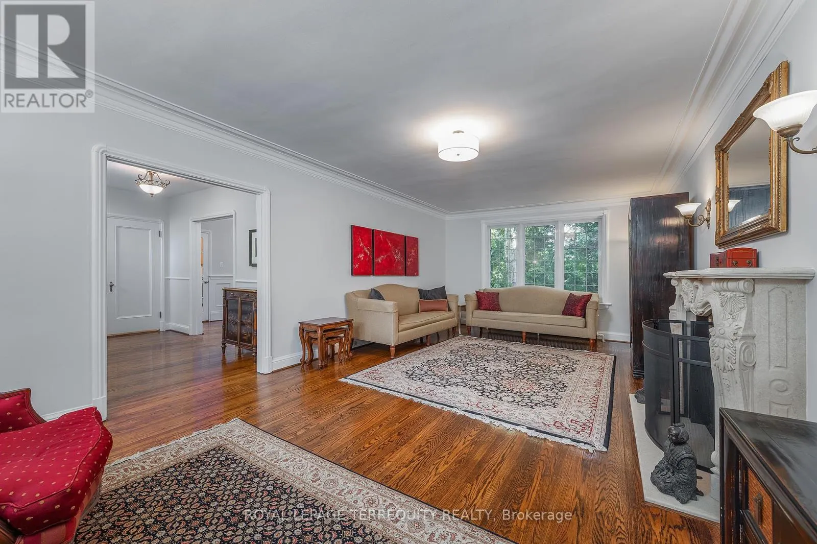 223 RIVERSIDE DRIVE