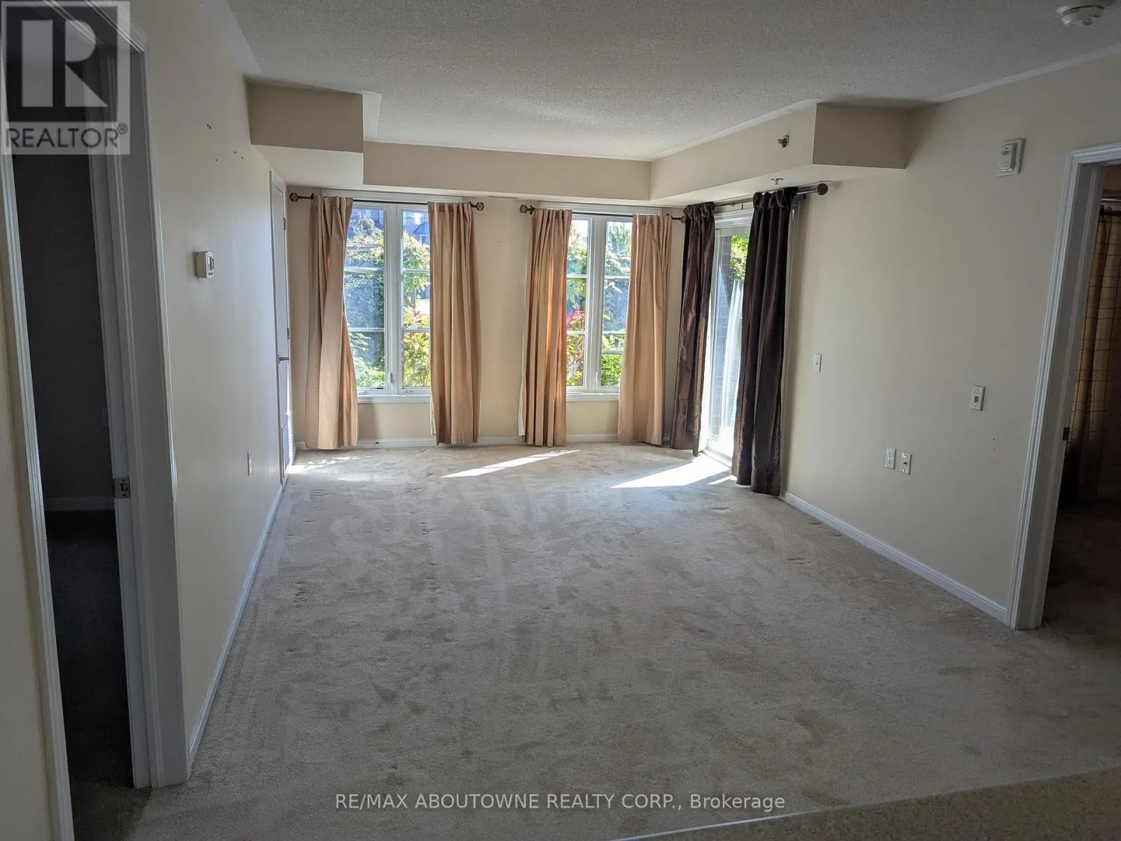 118 - 3070 ROTARY WAY